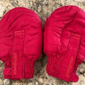 Patagonia mittens